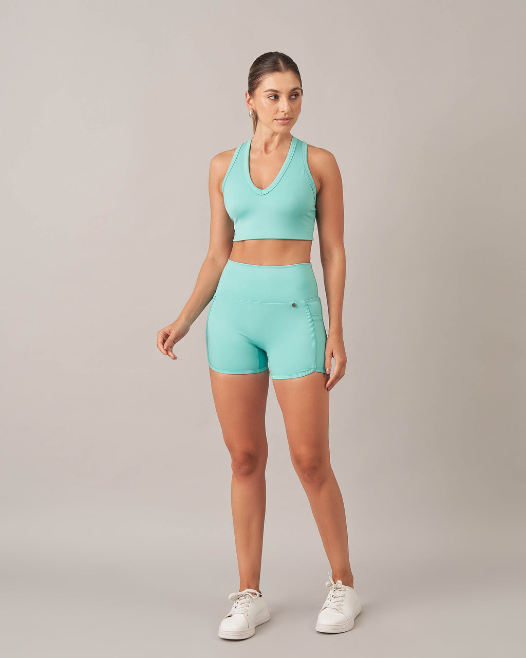 Shorts detalhe galão e bolso (SH23)