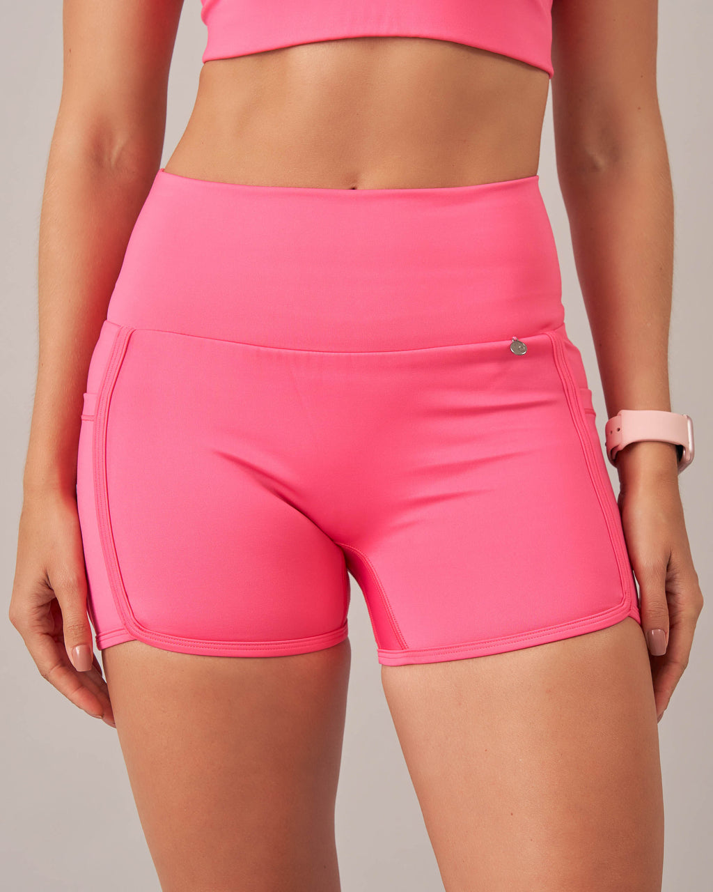 Shorts detalhe galão e bolso (SH23)