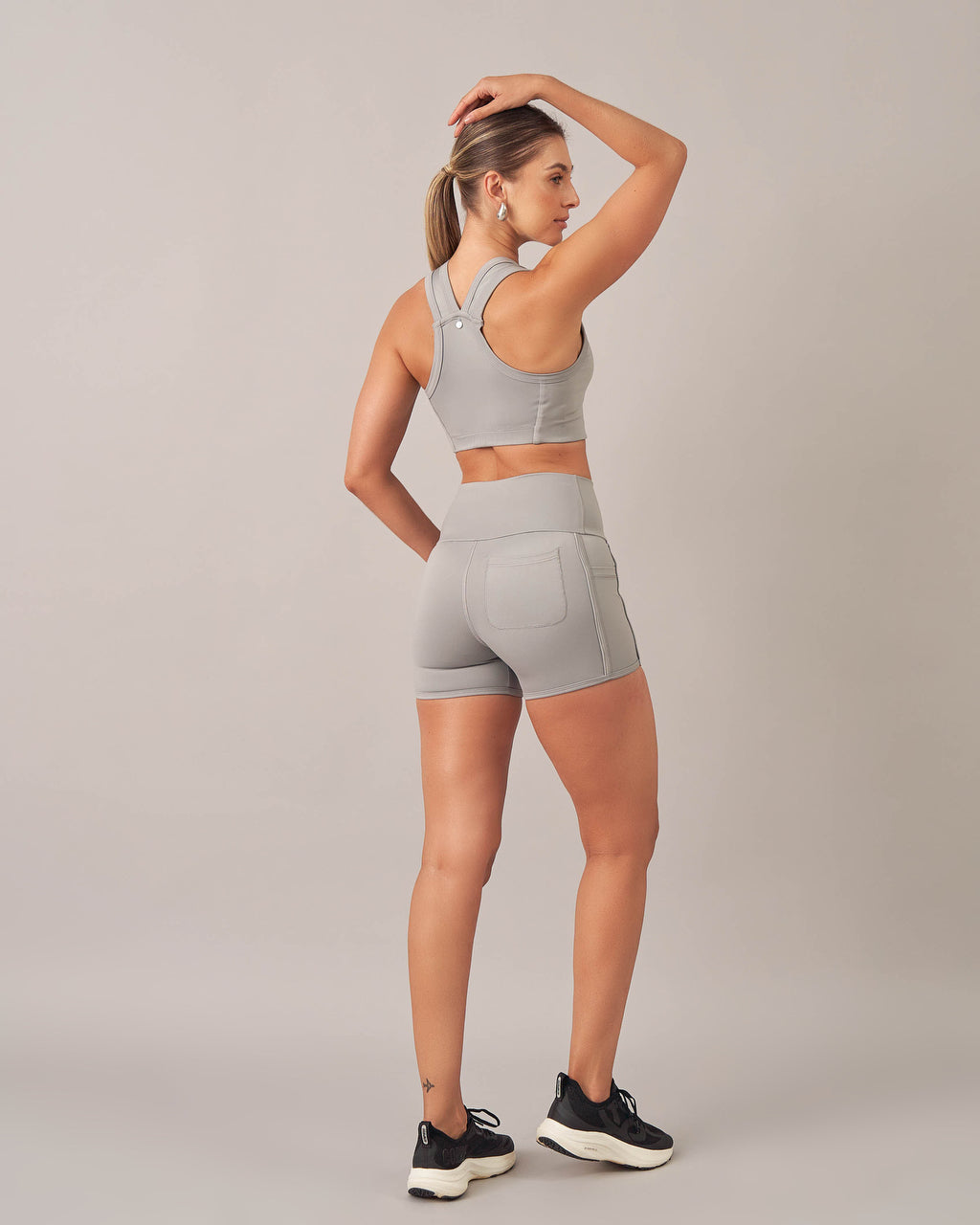 Shorts detalhe galão e bolso (SH23)