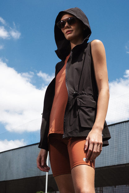 Jaqueta Corta Vento Feminina HOOK 2 em 1 – Vira Colete com Mangas Removíveis Leve para Esporte (VC07)